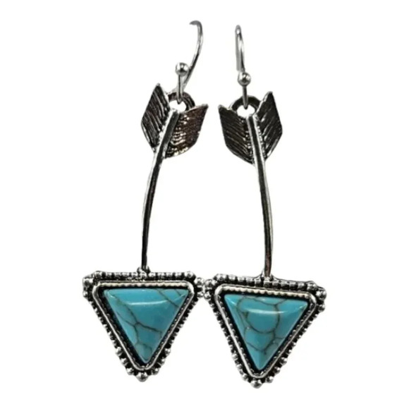 Bent Arrow Women’s Small Delicate Earring Set7 - Picture 1 of 6